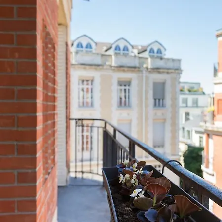 Διαμέρισμα Rue Saint-romain Ii By Onefinestay Παρίσι